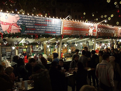 Vianočné trhy v Budapešti: