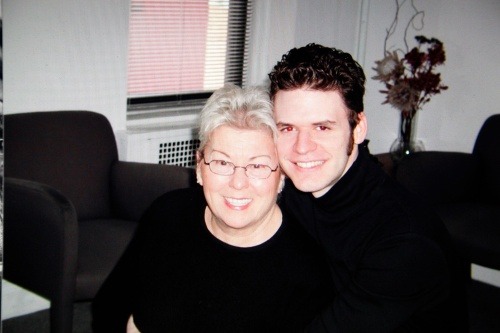 Mladík si najal sexučiteľku