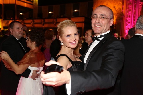 Tomáš Borec s manželkou Petrou.