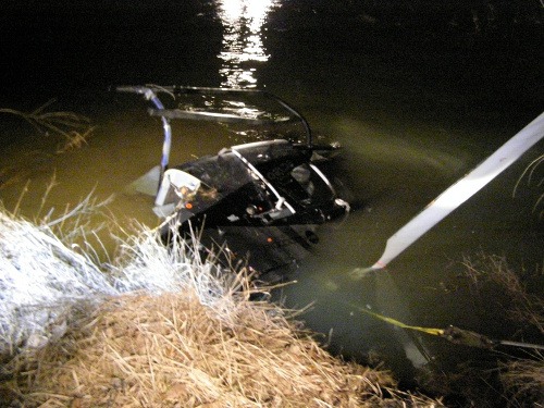 Marcová voda vo Váhu bola mrazivá.