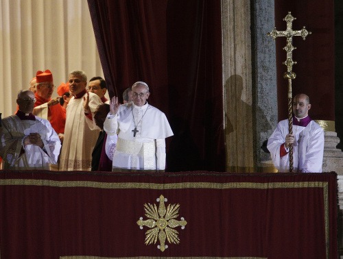 Pápež František na balkóne