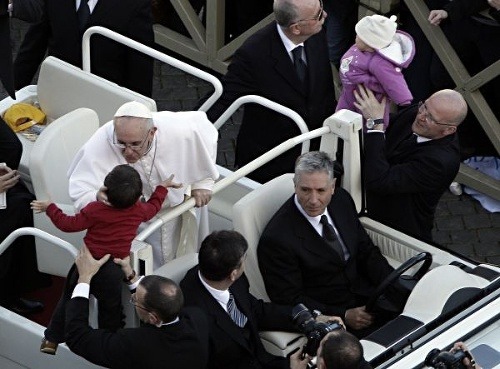 Inaugurácia pápeža: František už
