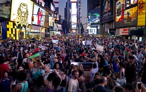 Tisíce v New Yorku