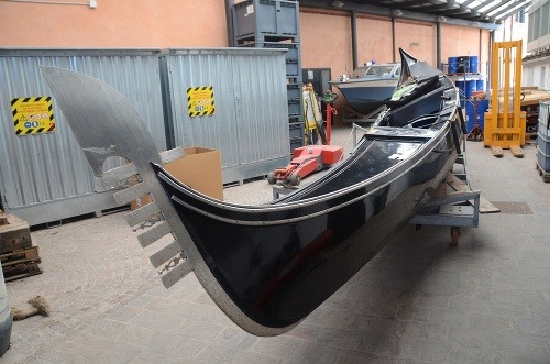 Poškodená gondola, v ktorej sedela nemecká rodina.