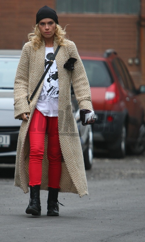 Mirka Partlová sa pri výbere svojho outfitu inšpirovala tzv. homeless štýlom. 