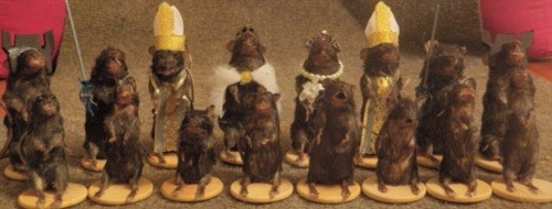 Šach s vypchatými myškami