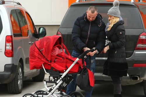 Martina sa v decembri 2013 stala mamou dcéry Sofie. 