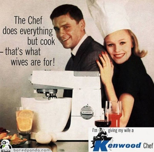 Šéfkuchár robí všetko okrem varenia - na to sú predsa ženy! (reklama ma mixér)