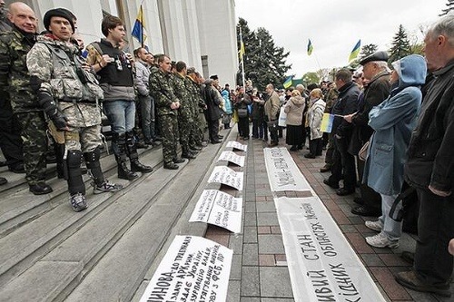 Ukrajinská armáda dobyla od
