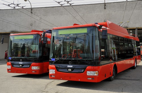 Prvé nové trolejbusy počas