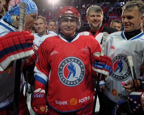 Putin si zahral hokej