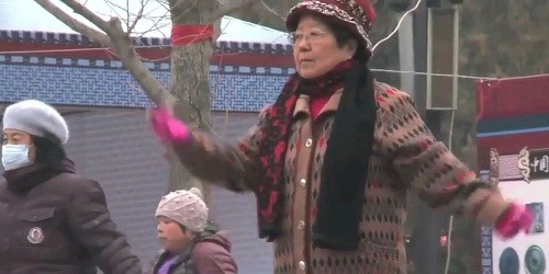 VIDEO Rozpoltená Čína: Tancujúce