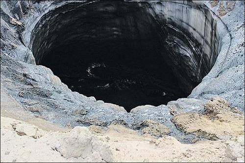 Táto jama v oblasti Taz má priemer asi 15 metrov