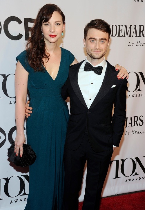 Podľa zahraničných médií mal Daniel Radcliffe požiadať o ruku svoju dlhoročnú priateľku Erin Darke.