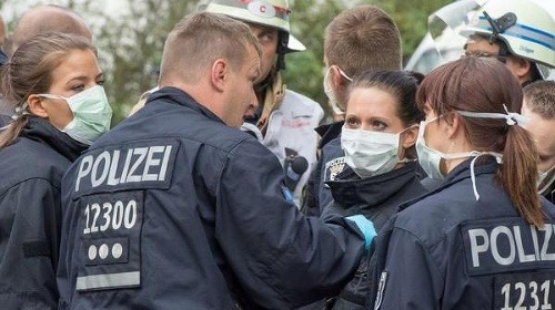 Ebola straší Európu: Po