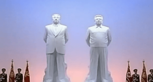 Sochy diktátorov Kim Ir-sena a Kim Čong-ila