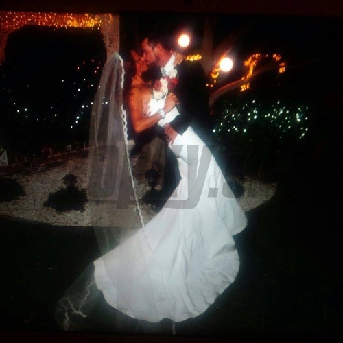 Šťastná novomanželka Martina Sabbatini sa fotkami zo svadby pochválila na sociálnej sieti. Takto vyzeral prvý novomanželský bozk.