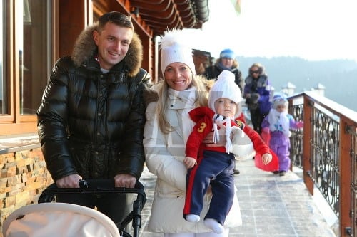 Branislav Záhradník so svojimi láskami - manželkou Danielou a synčekom Martinkom. 