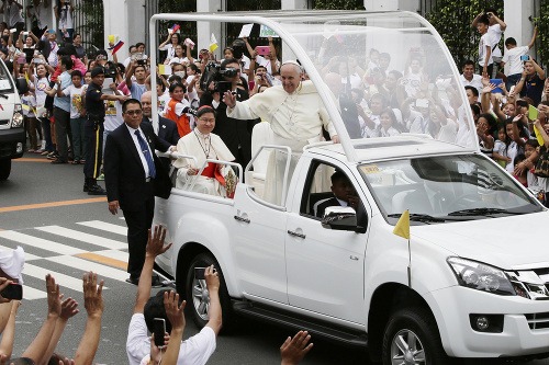 Pápež František navštívil Filipíny