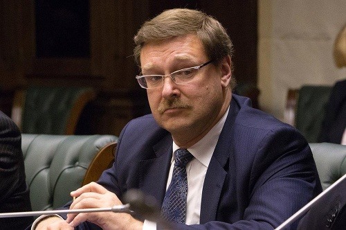 Šéf zahraničného výboru hornej komory ruského parlamentu Konstantin Kosačenko