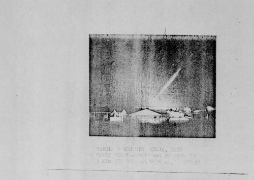 Kométa alebo vesmírny oheň? Fotografia bola zhotovená 2. novembra 1965 v Ohiu