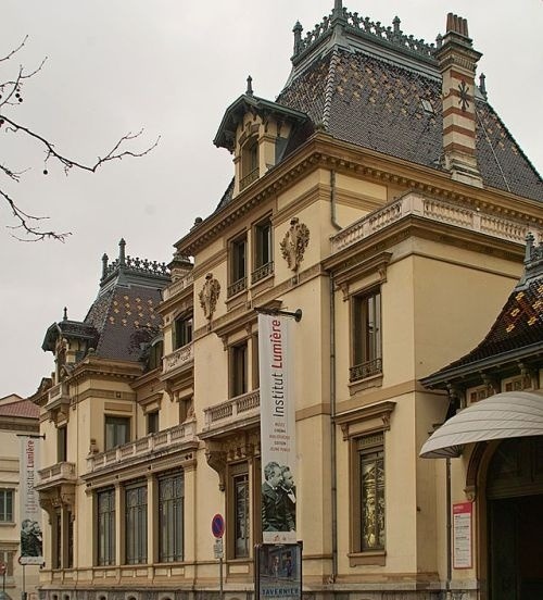 Rodný dom vynálezcov vo francúzskom Lyone, v súčanosti sídlo Inštitútu bratov Lumierovcov