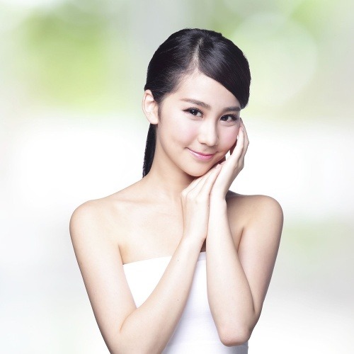 Z modelky (25) padnete