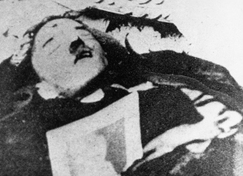 Posmrtná fotografia Hitlera