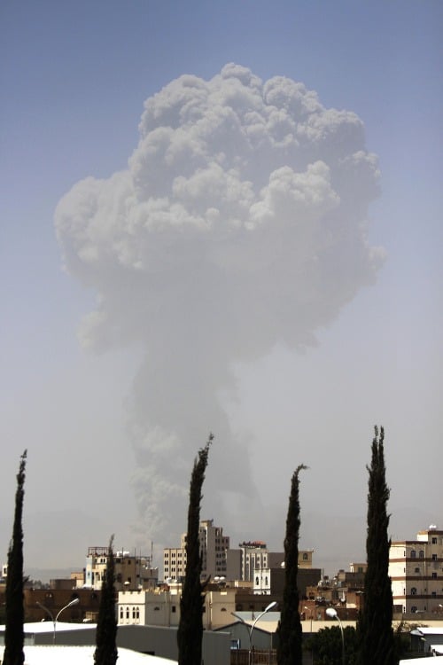Masívny výbuch v jemenskej