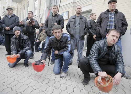 V Kyjeve protestovali tisíce