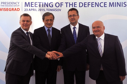 Rokovanie ministrov obrany krajín