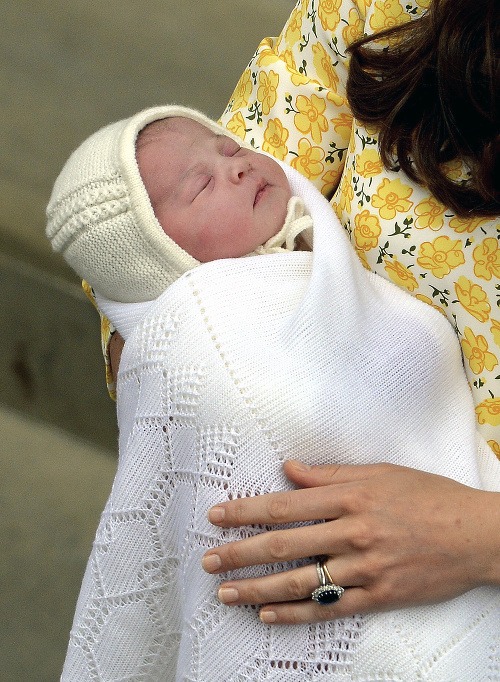 FOTO malej princezny Británie: