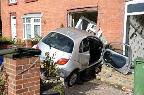 Tínedžer oklamal smrť nenormálnym