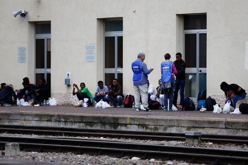 Utečenci už okupujú alpské