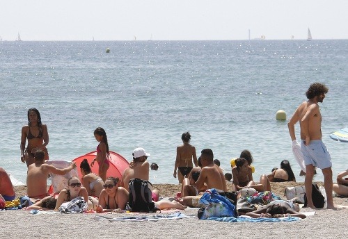 Preplnené pláže v Marseille