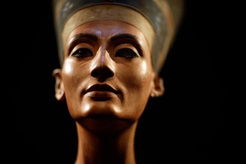 Kráľovná Nefertiti