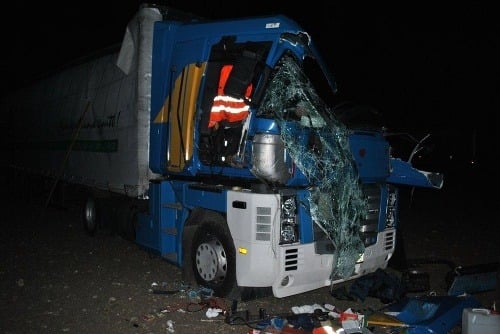 Zrážka dvoch maďarských kamiónov