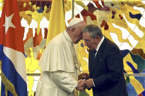 Pápež František a Raul Castro