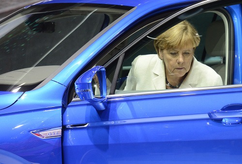 Volkswagen padol o takmer