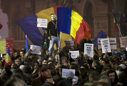 Ľudia v Rumunsku pokračujú