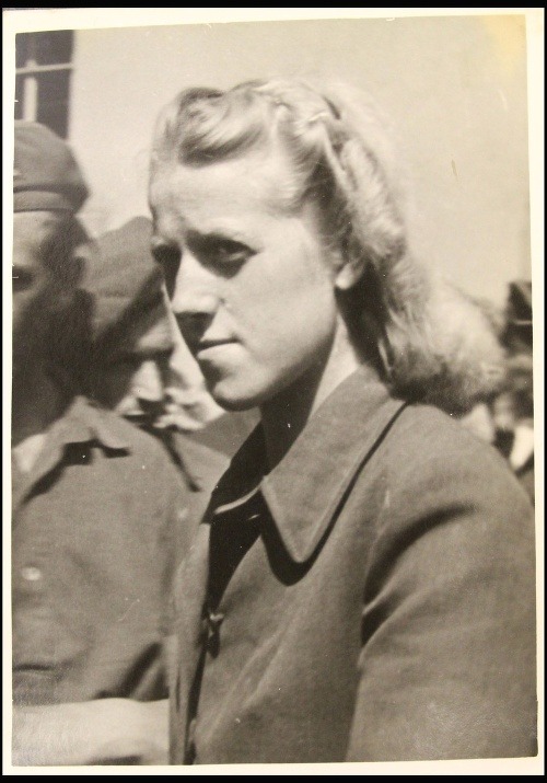 Dozorkyňa a sadistka Herta Botheová, bola odsúdená na 10 rokov, prepustili ju však už v roku 1951.