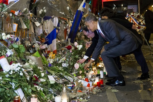 Obama si v Paríži