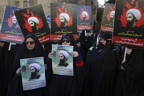 Iránci podpálili saudské veľvyslanectvo: