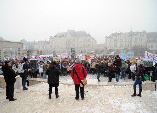 FOTO Demonštrácie v Leviciach: