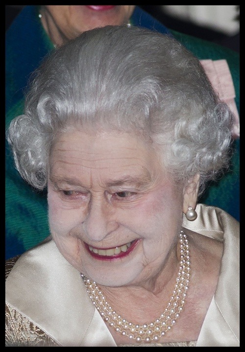 Toto je nepochybne jedna z najhorších fotografií kráľovnej Alžbety II. 
