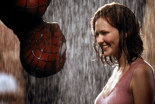 Kirsten Dunst si mnohí diváci spájajú s filmom Spiderman. Jeho prvá časť sa nakrúcala v roku 2002.
