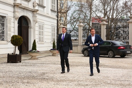 Lídri Oľano-NOVA dorazili do prezidentského paláca