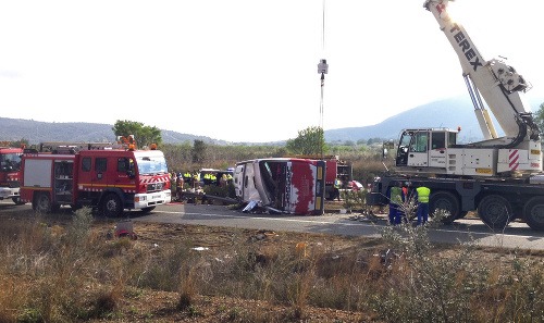 V Španielsku havaroval autobus