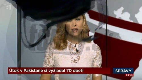 Moderátorku Janette Štefánkovú zakryla kamera. 