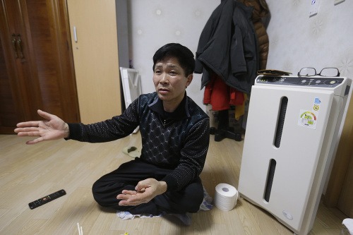 Lee Yong-ho pracoval 12-14 hodín denne ako vodič nákladiaka v Rusku.